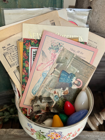 Mystery Vintage Christmas Paper Craft Bag